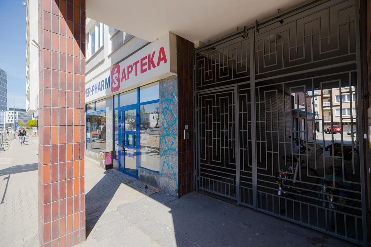 Stay With Friends In Warsaw Exterior photo